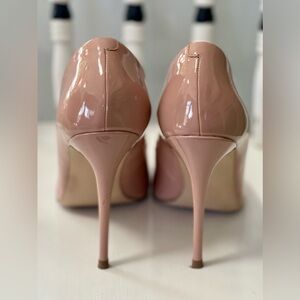 Steve Madden Heels in near Perfect Condition